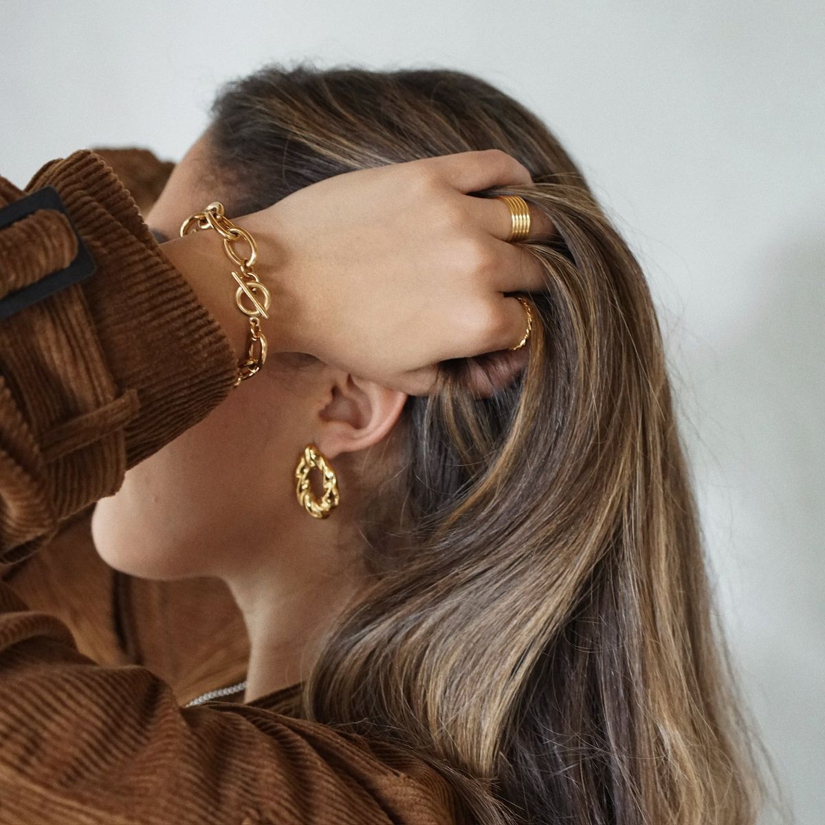 Allegra Chunky Oval Chain Toggle Bracelet