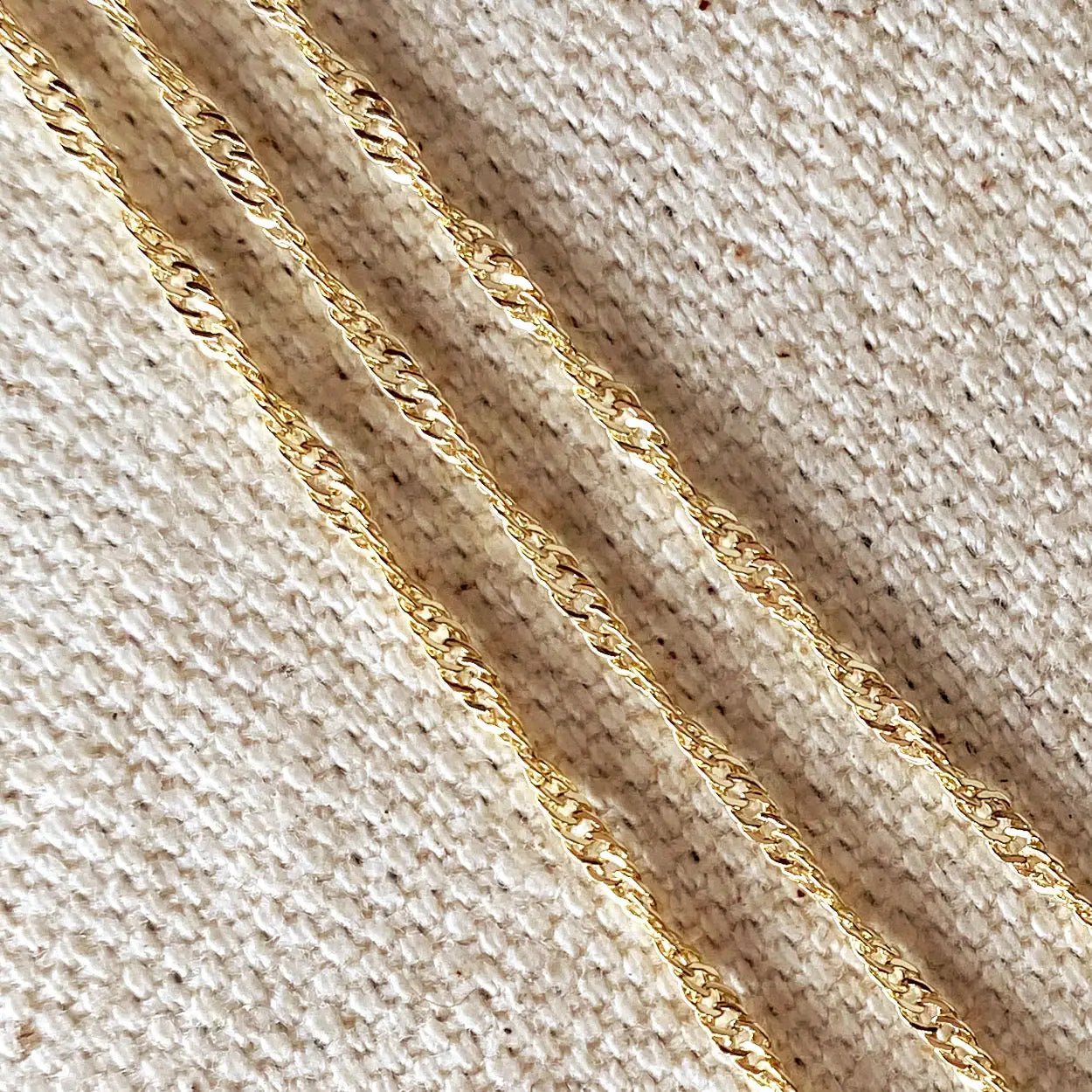 1.7mm Singapore Chain 18K GF - She Chester