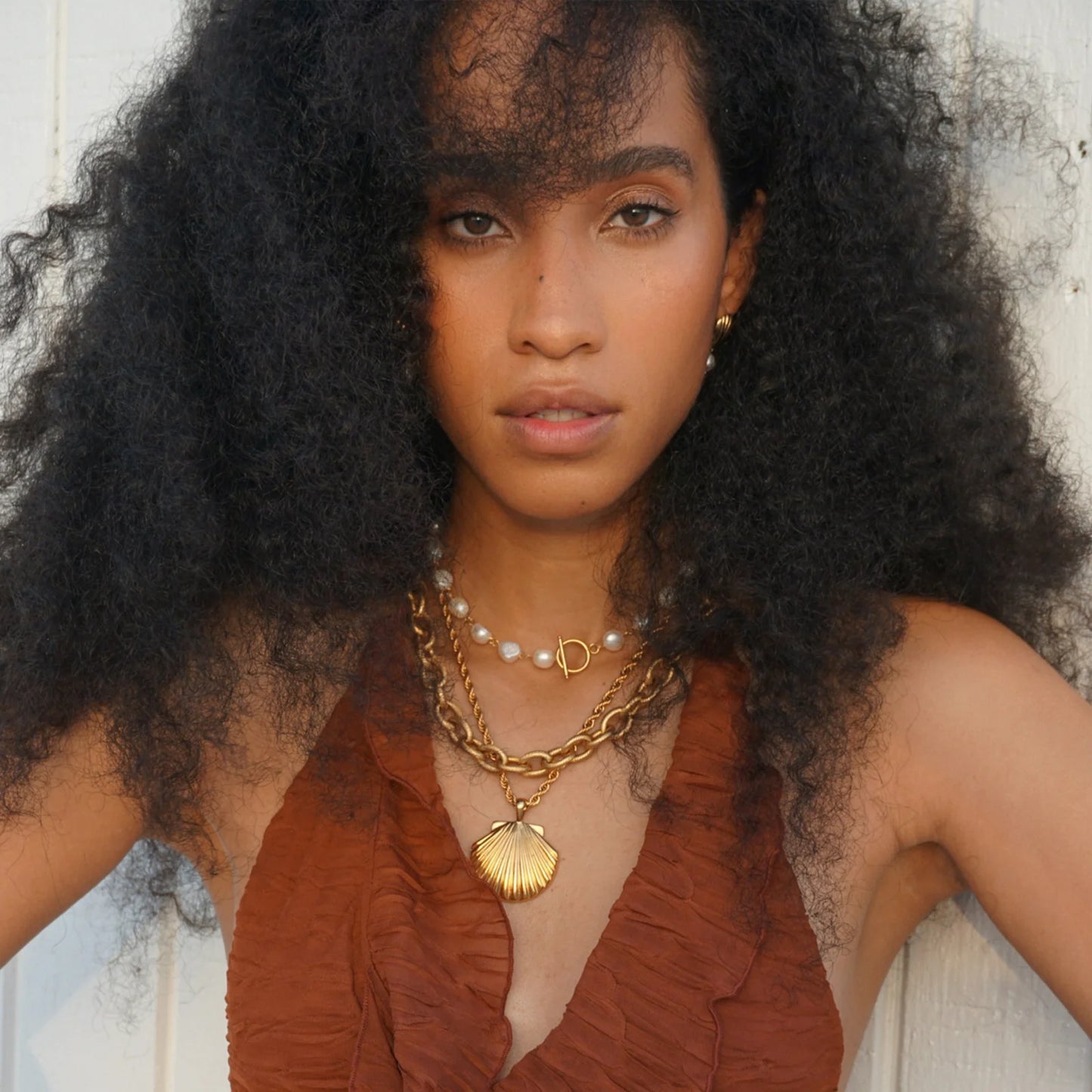 Natalia Gold Oversized Shell Pendant Necklace