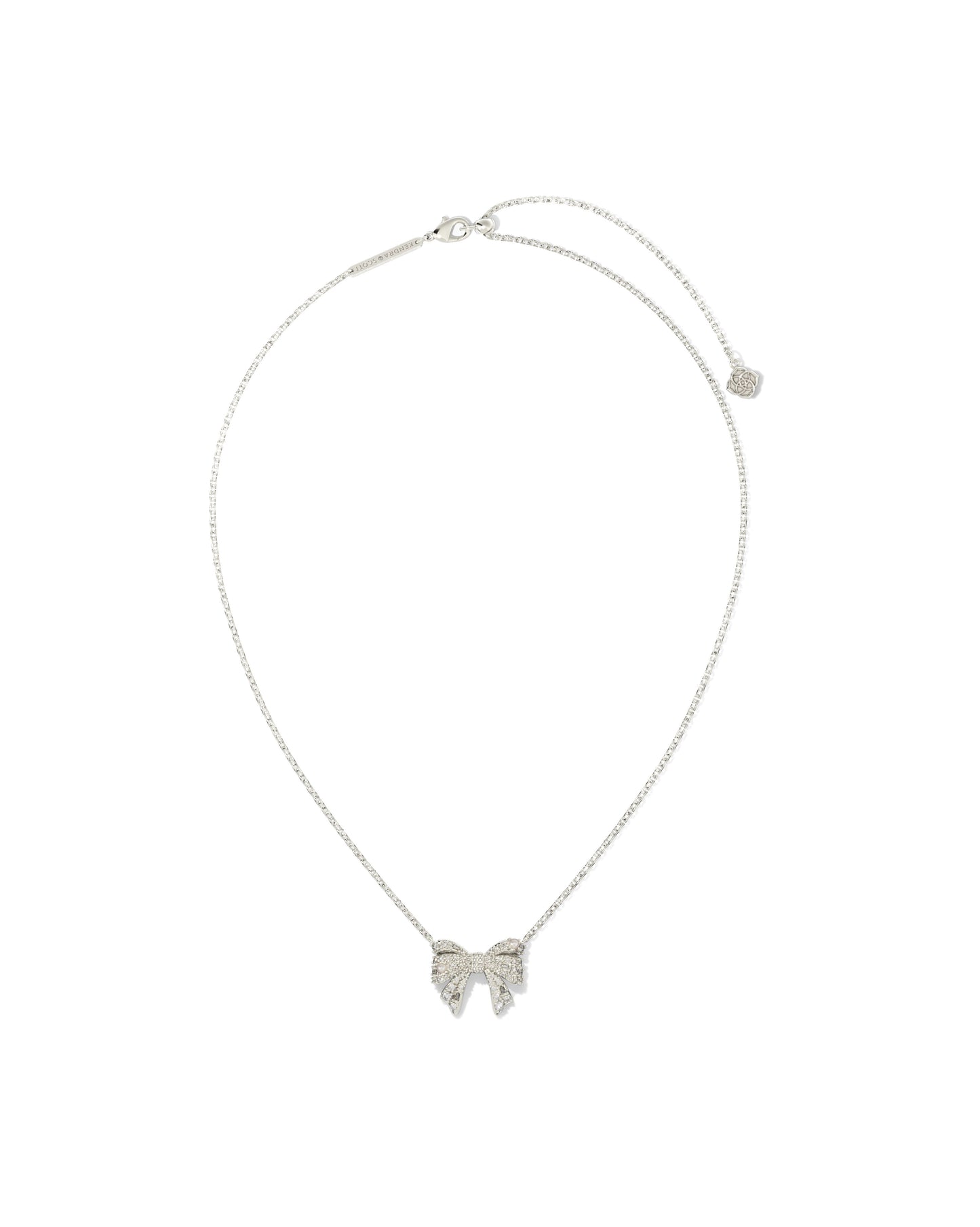 KRISTA BOW SHORT PENDANT NECKLACE KRISTA BOW SHORT PENDANT NECKLACE SILVER WHITE MIX