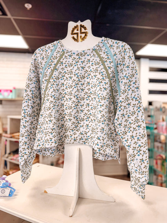 Robins Egg Flower SS Pull Over