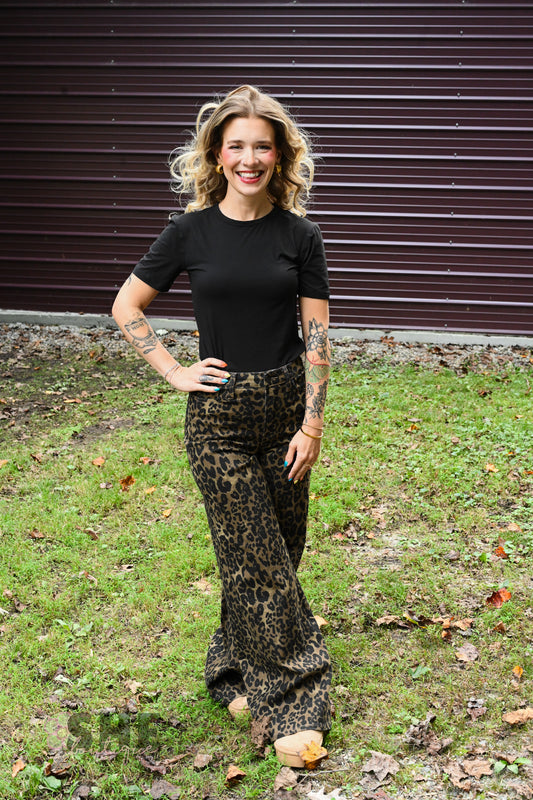 Sally Simple Top - Black