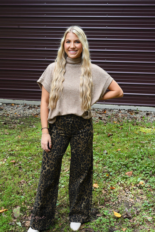 HW Retro Wide Leg Leopard Jeans 881022