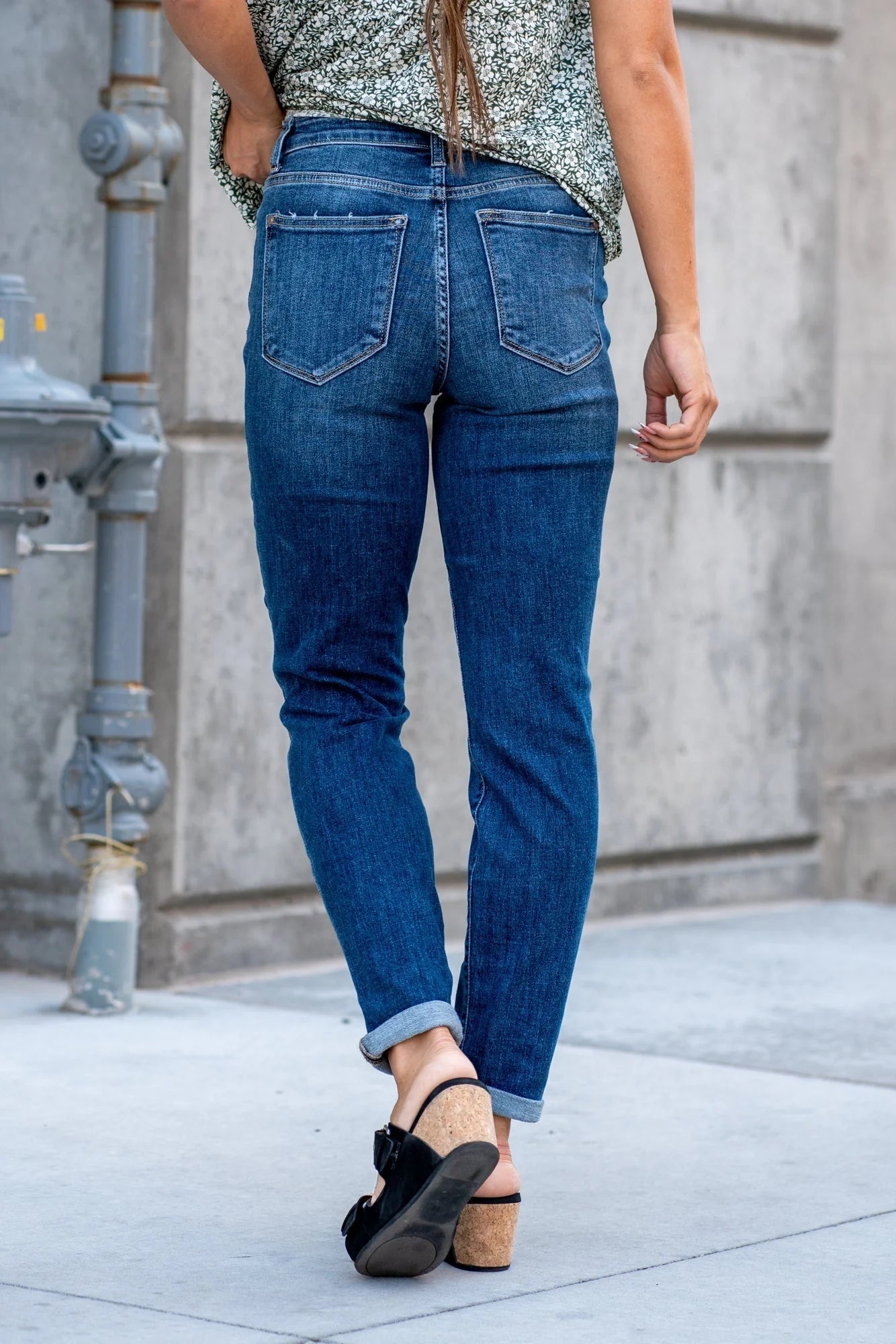 Cuffed Boyfriend Mid Rise Jeans Core Style 82368 - She Chester