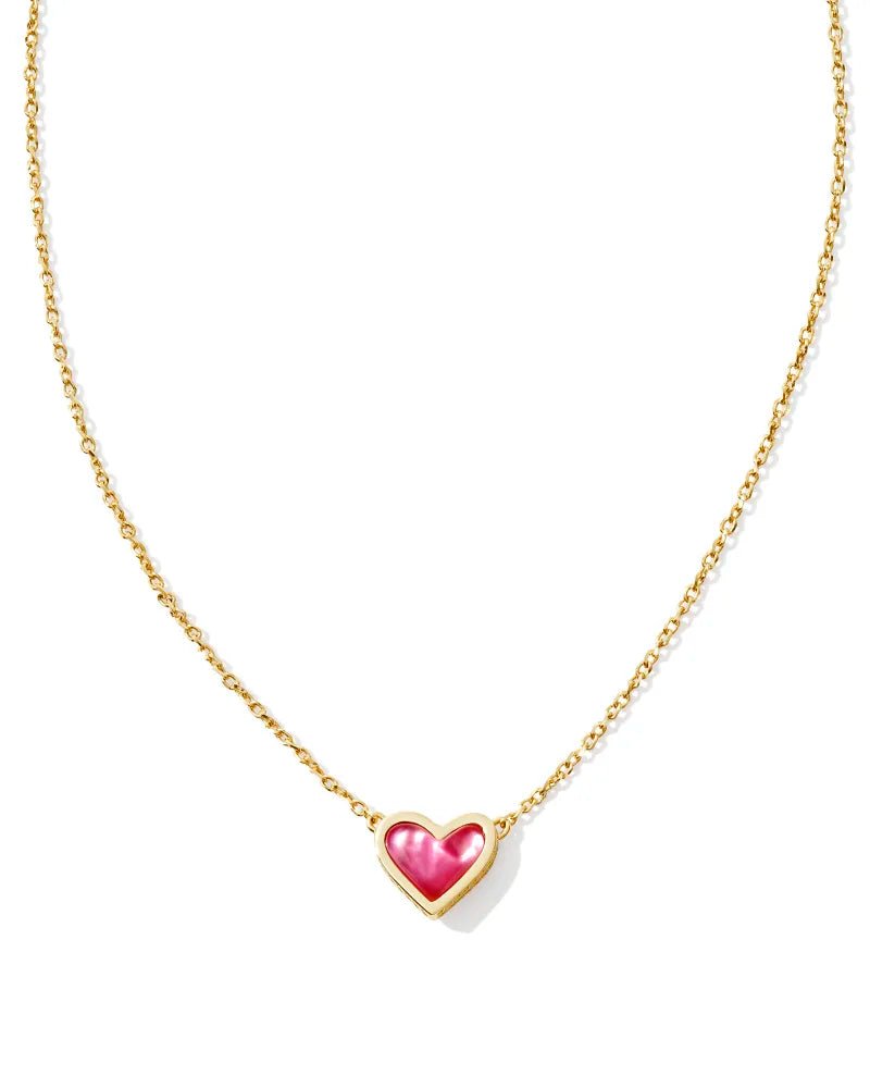 Framed Ari Heart Pendant Necklace Gold Azalea Illusion - She Chester