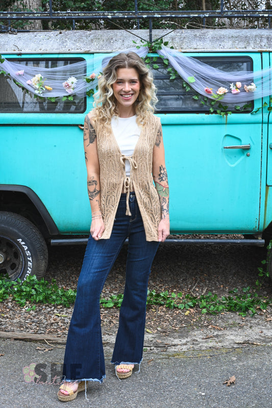 Knitted Up Vest Oatmeal - She Chester