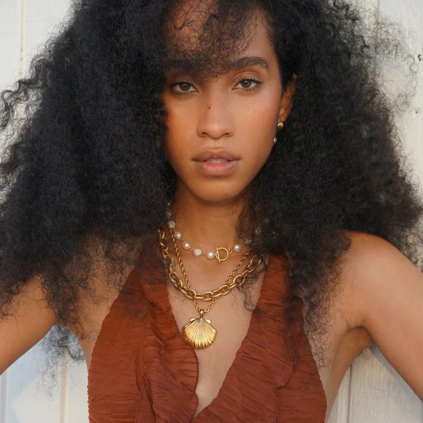 Natalia Gold Oversized Shell Pendant Necklace - She Chester