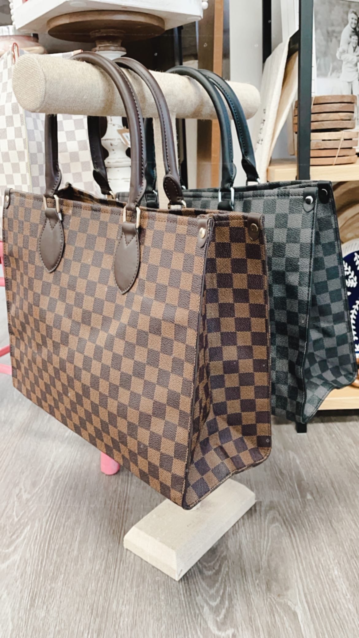 Elizabeth Checkered Tote Purse