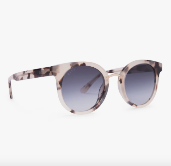 Chelsea Houska Astro II Cream