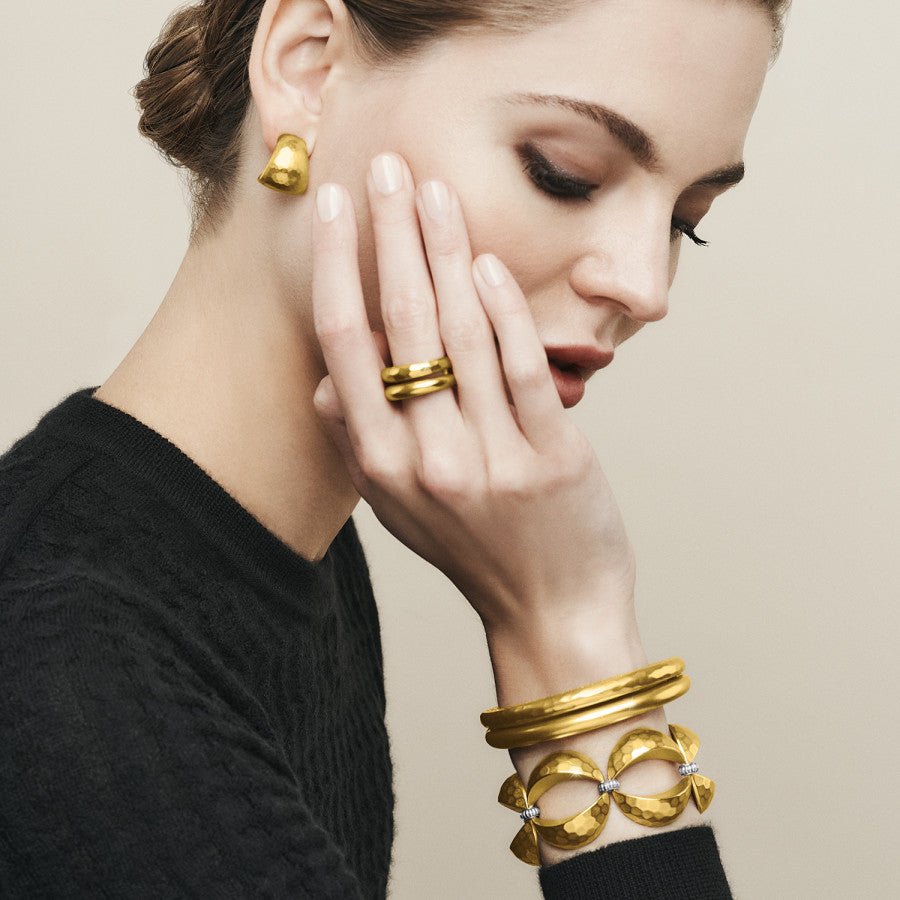Mystic Moon Gold Bracelet - JF0033 - She Chester