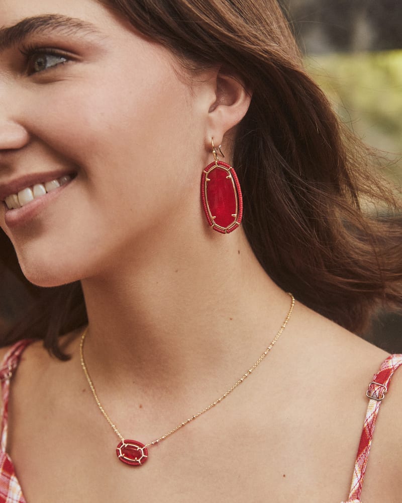 Threaded Elisa Necklace Gold Red Illusion - She Chester