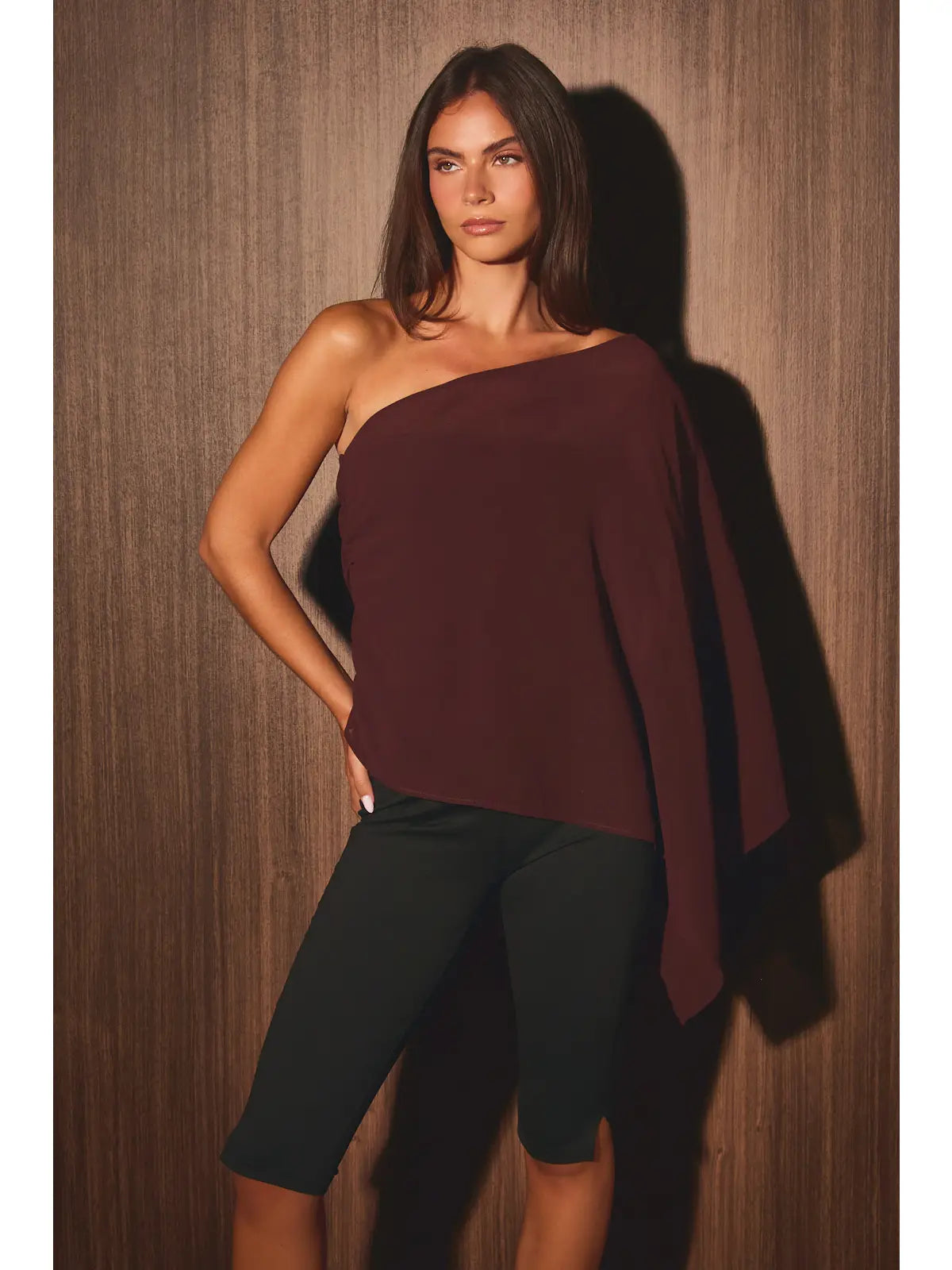 Tanner Asymmetrical Wine Top
