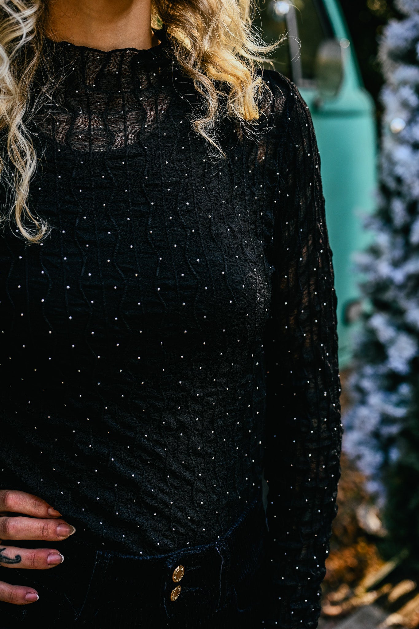 The Hive Black Top