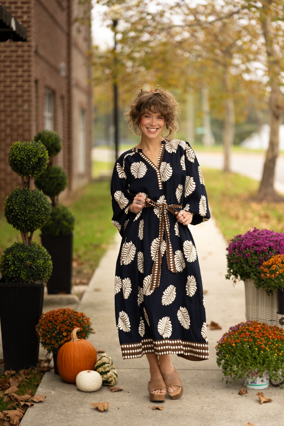 Fawn Navy Leaf Maxi -