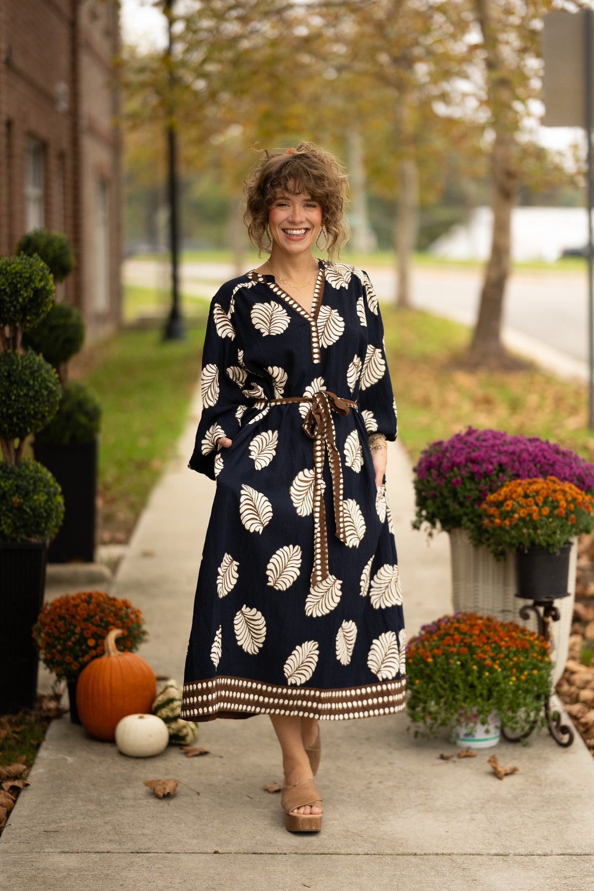 Fawn Navy Leaf Maxi -
