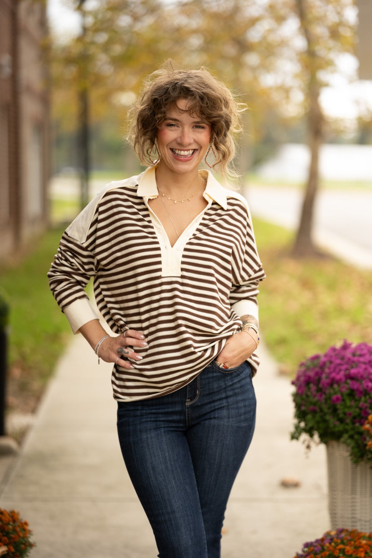 Striped Henley Sweatshirt: Chesnut