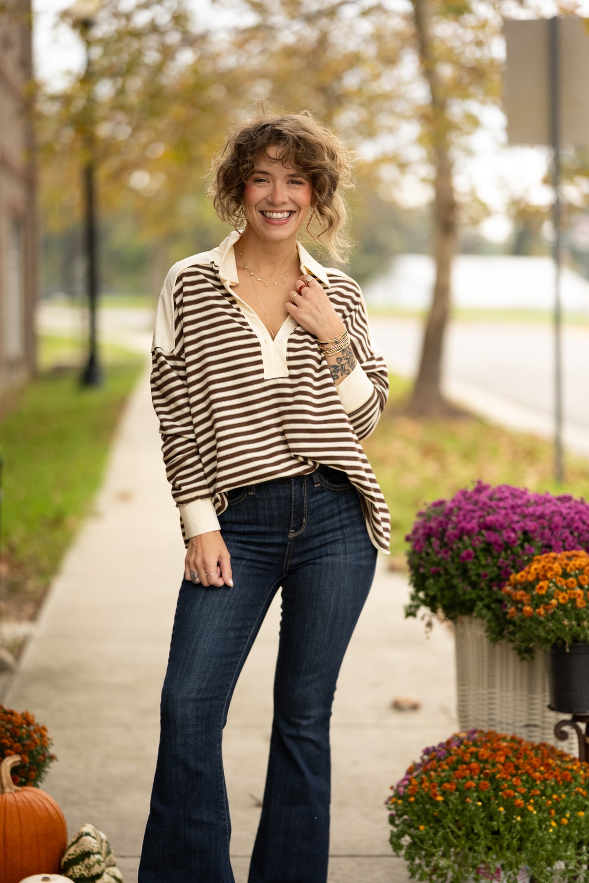 Striped Henley Sweatshirt: Chesnut