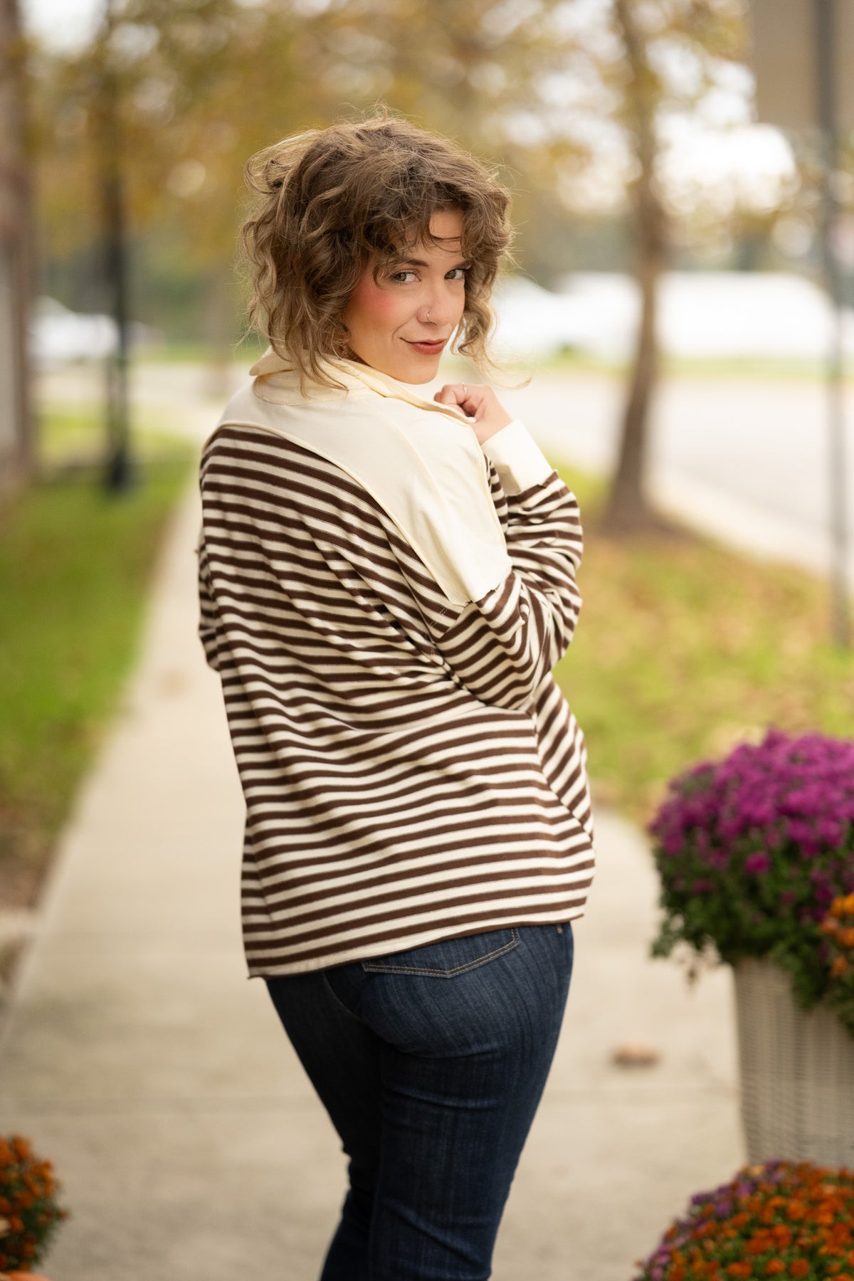 Striped Henley Sweatshirt: Chesnut