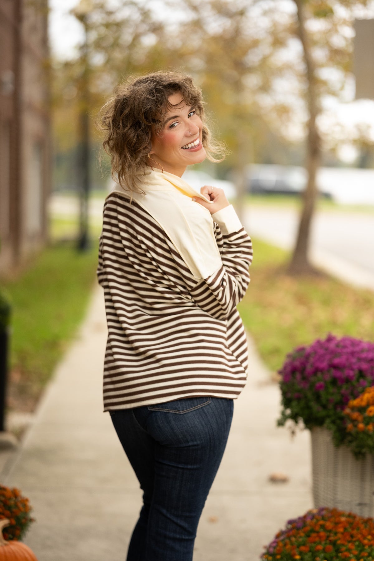 Striped Henley Sweatshirt: Chesnut