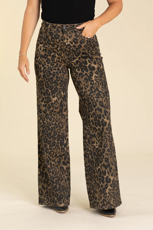 HW Retro Wide Leg Leopard Jeans 881022