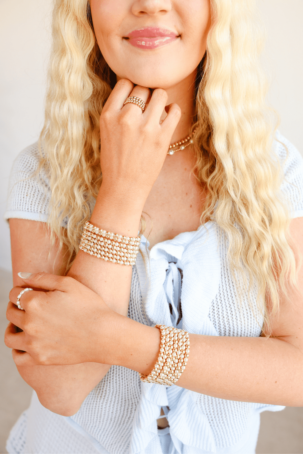Anna Pearl Bracelet in Gold: Standard 6.75 Inch - She Chester