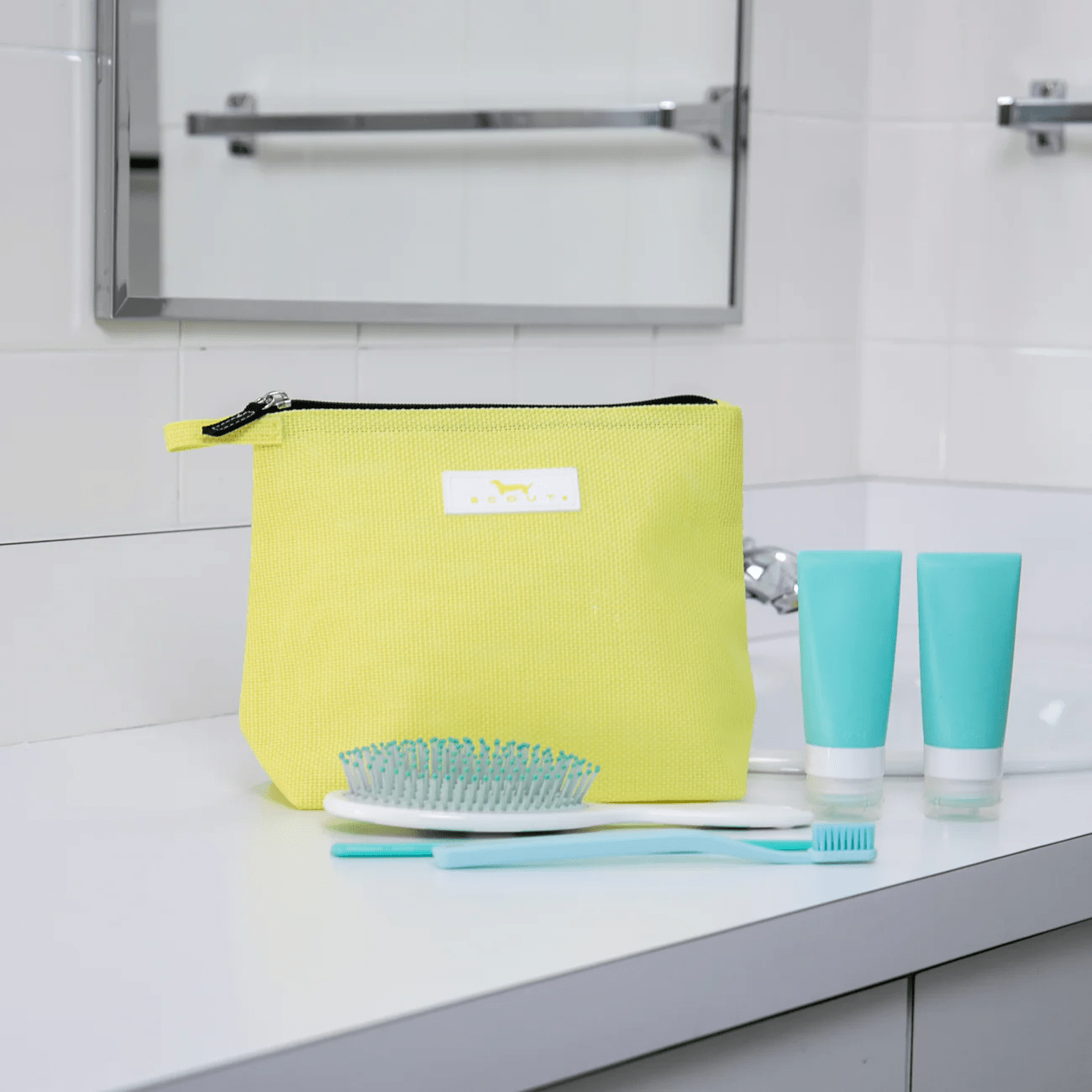 Banana Go Getter Pouch - She Chester