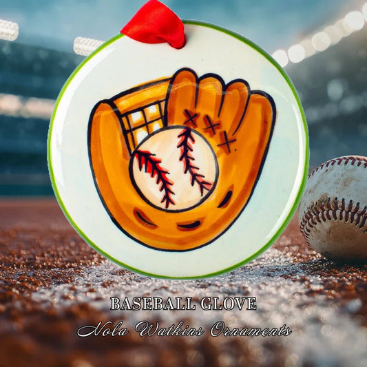 BASEBALL GLOVE - She Chester