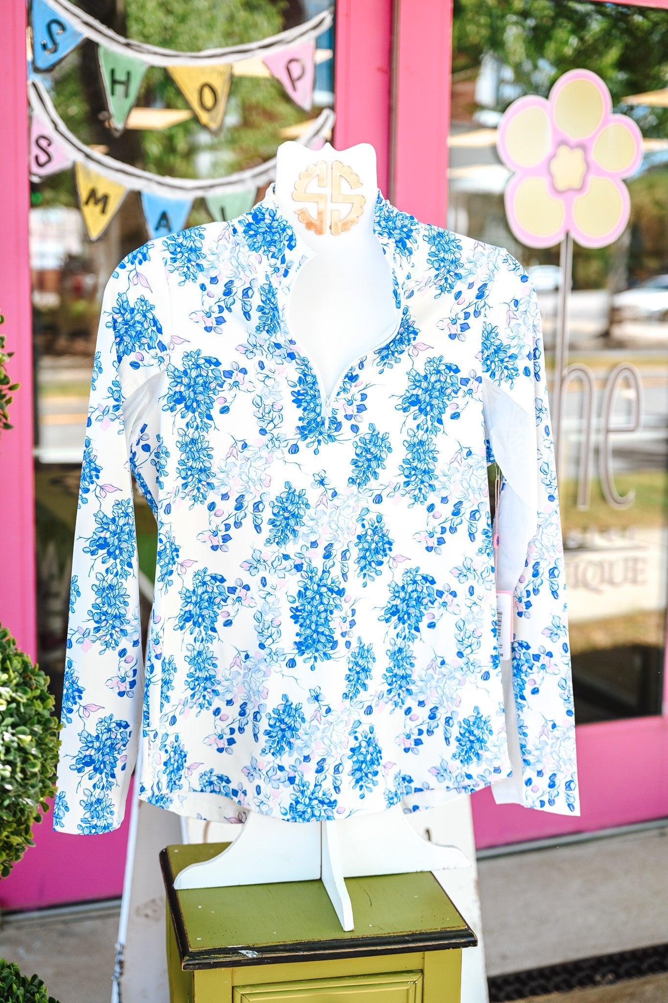 Blue Floral SS UPF Pullover - She Chester