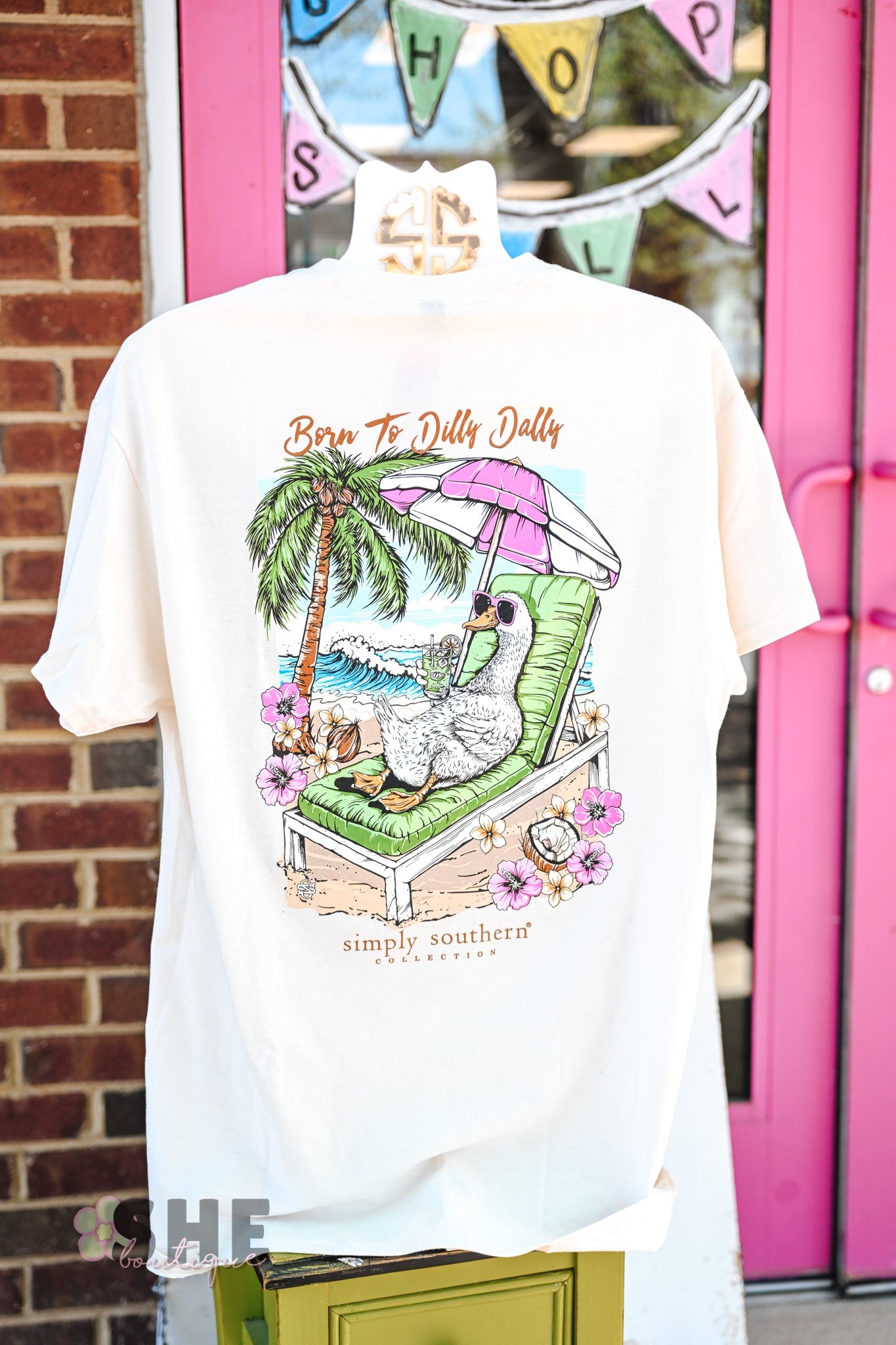Born to DillyDally Tee - She Chester