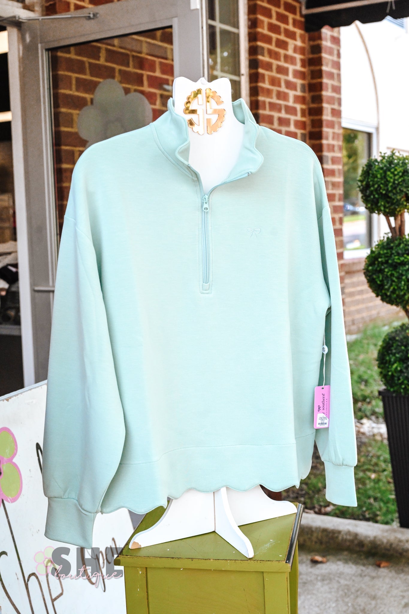 Cozy Harbor Scallop SS Zip - She Chester