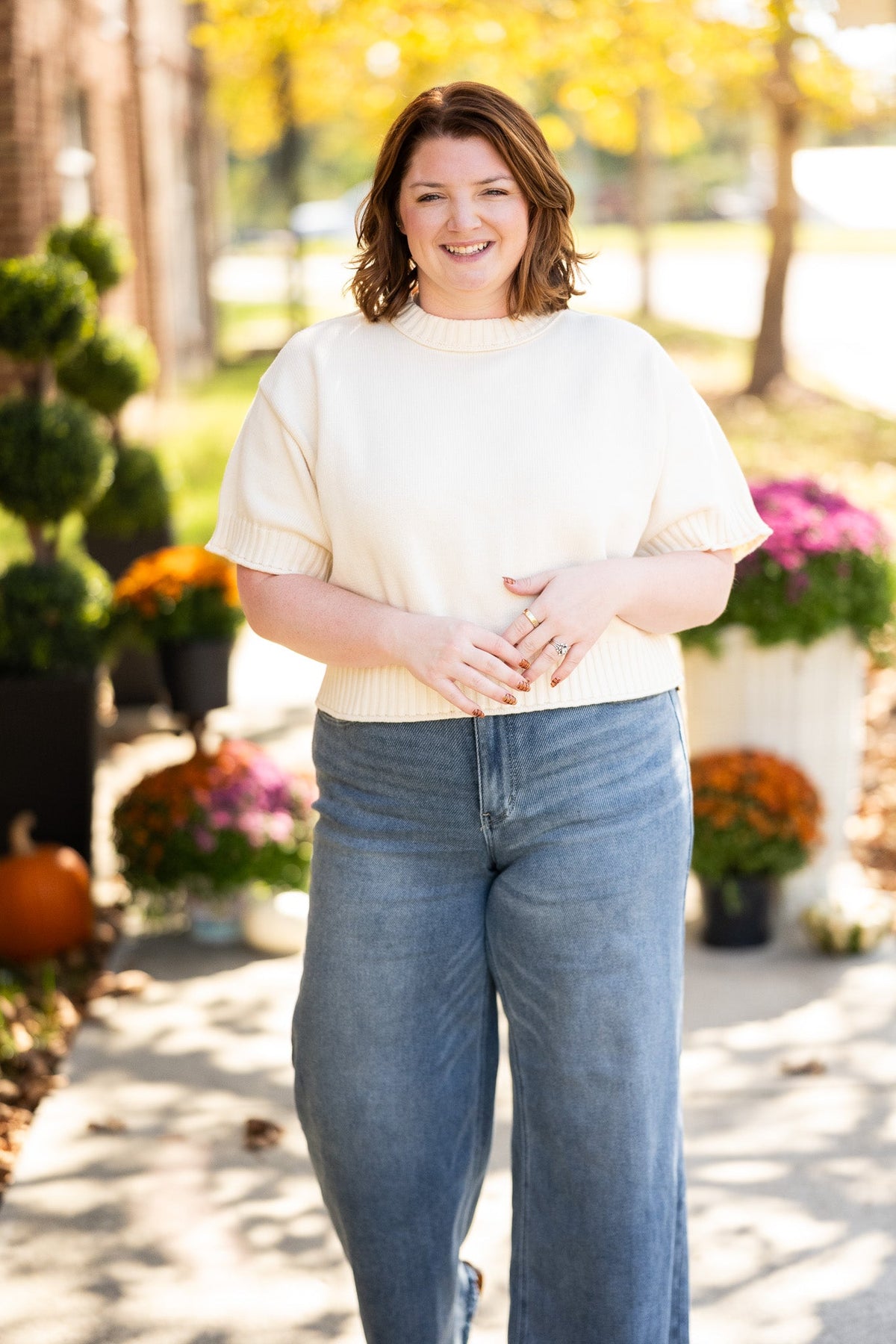 Dare to Be Off White Top - She Chester