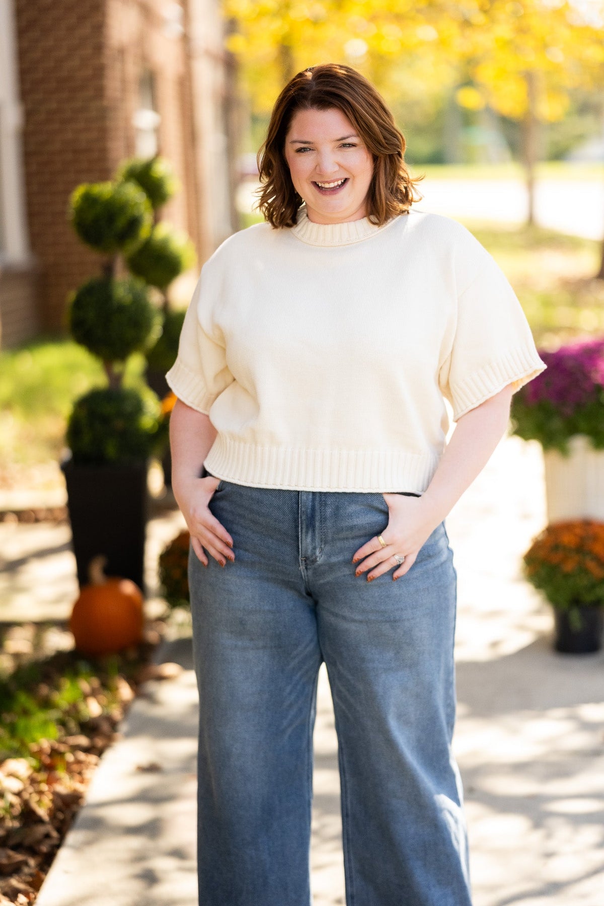 Dare to Be Off White Top - She Chester