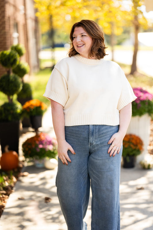 Dare to Be Off White Top - She Chester
