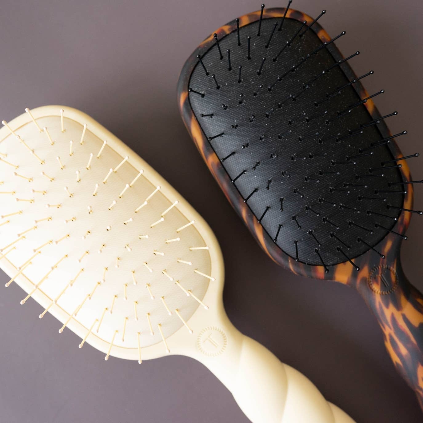 Detangler Hair Brush for Fine Hair - Tortoise - She Chester