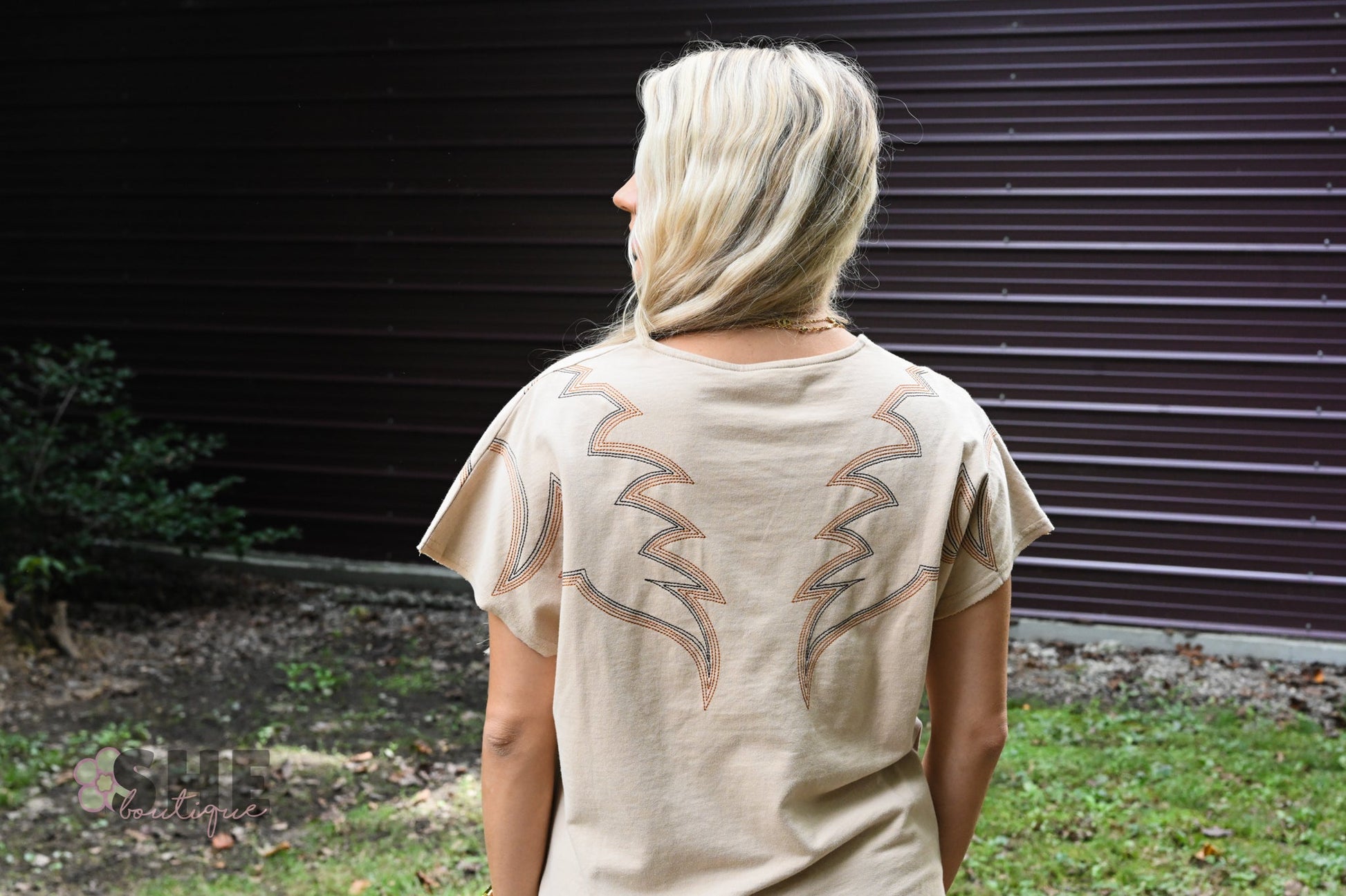 Dolmen Boot Stitch V Neck Tee - She Chester