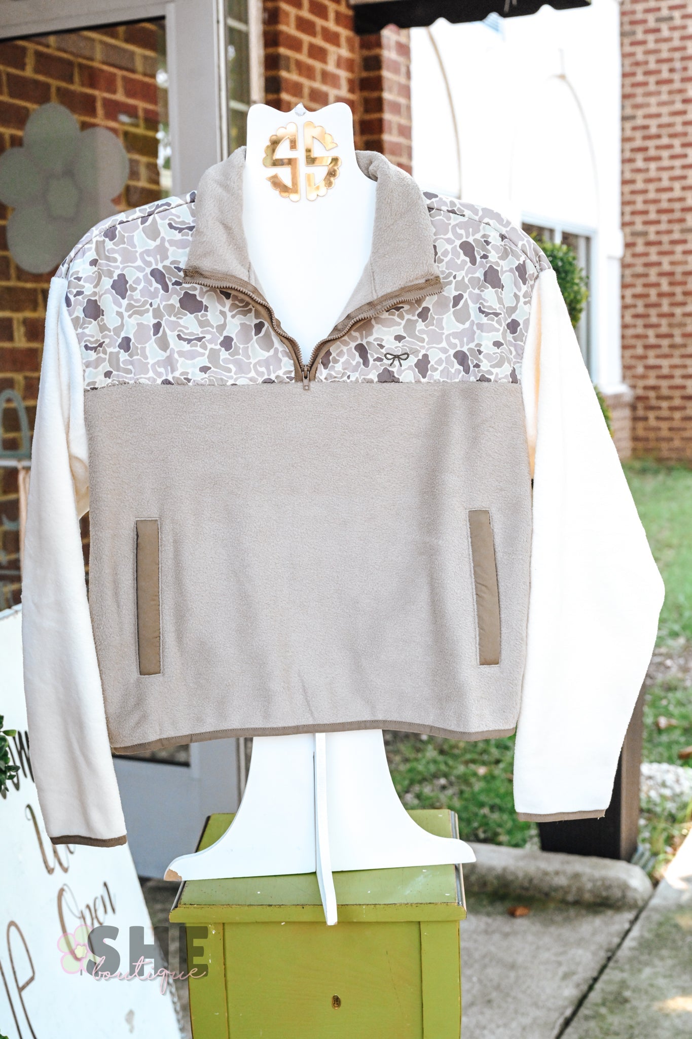 Duck Camo Alleyna Pullover - She Chester