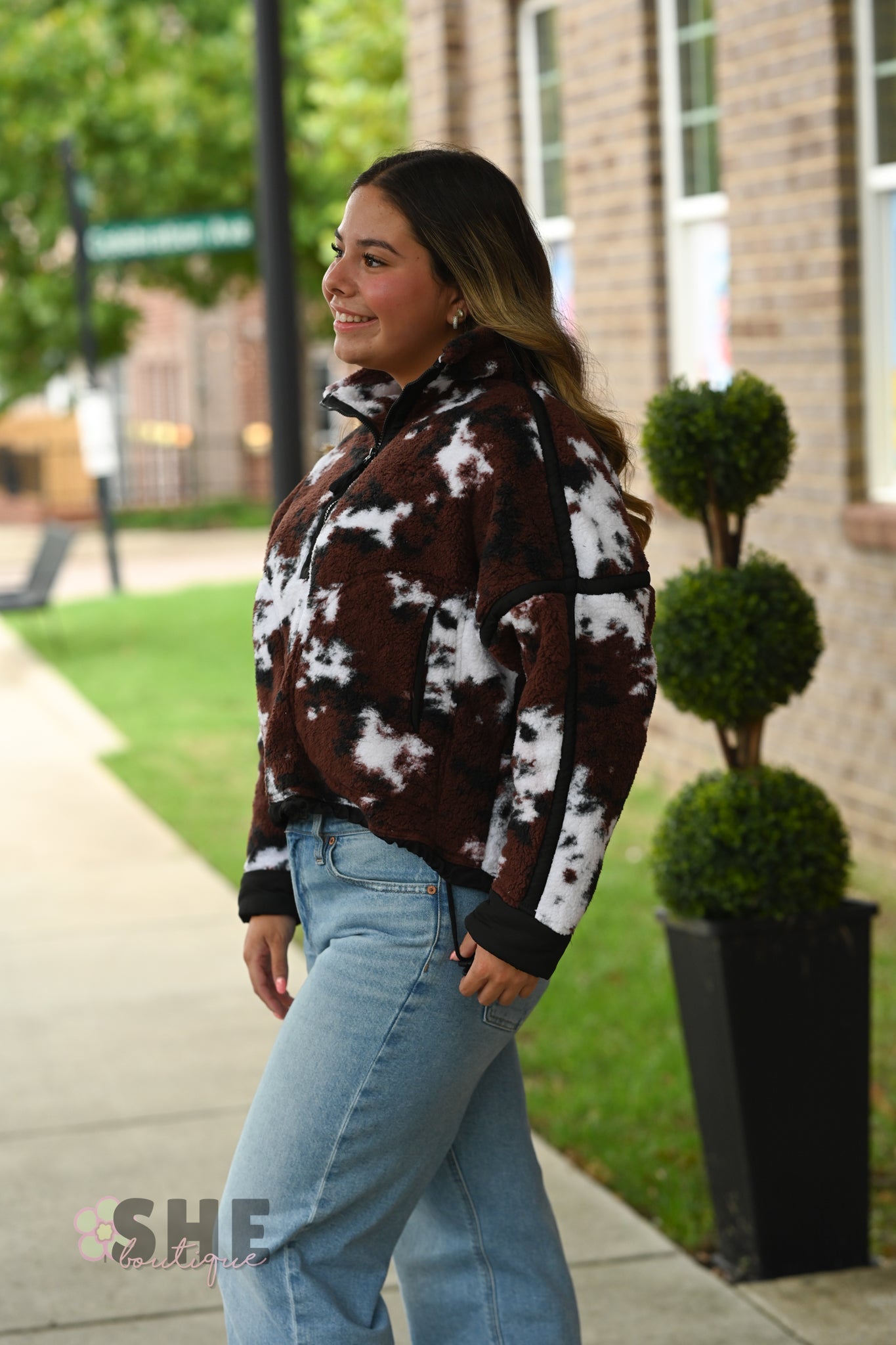 Eileen Cowprint Pullover - She Chester