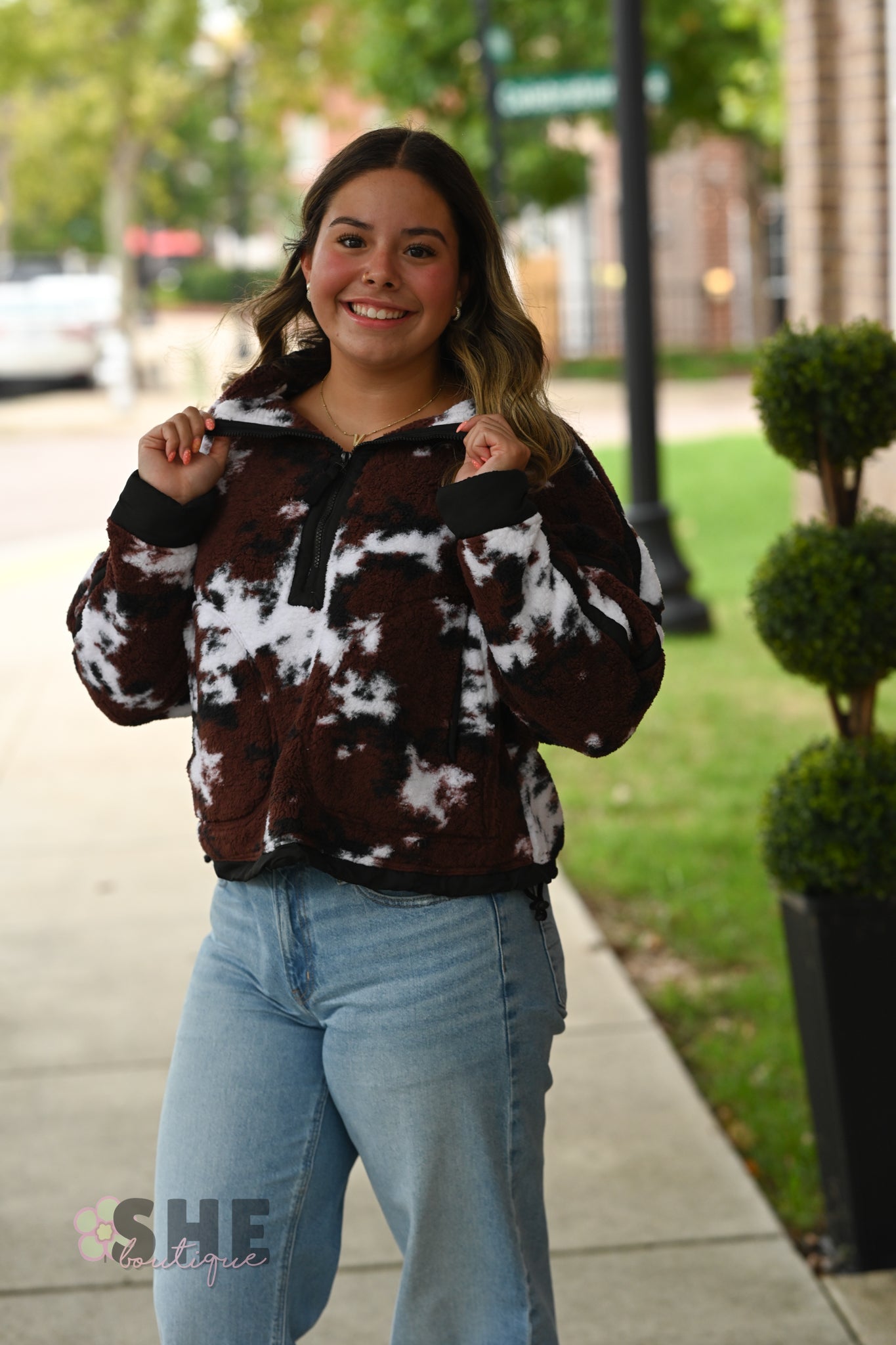 Eileen Cowprint Pullover - She Chester