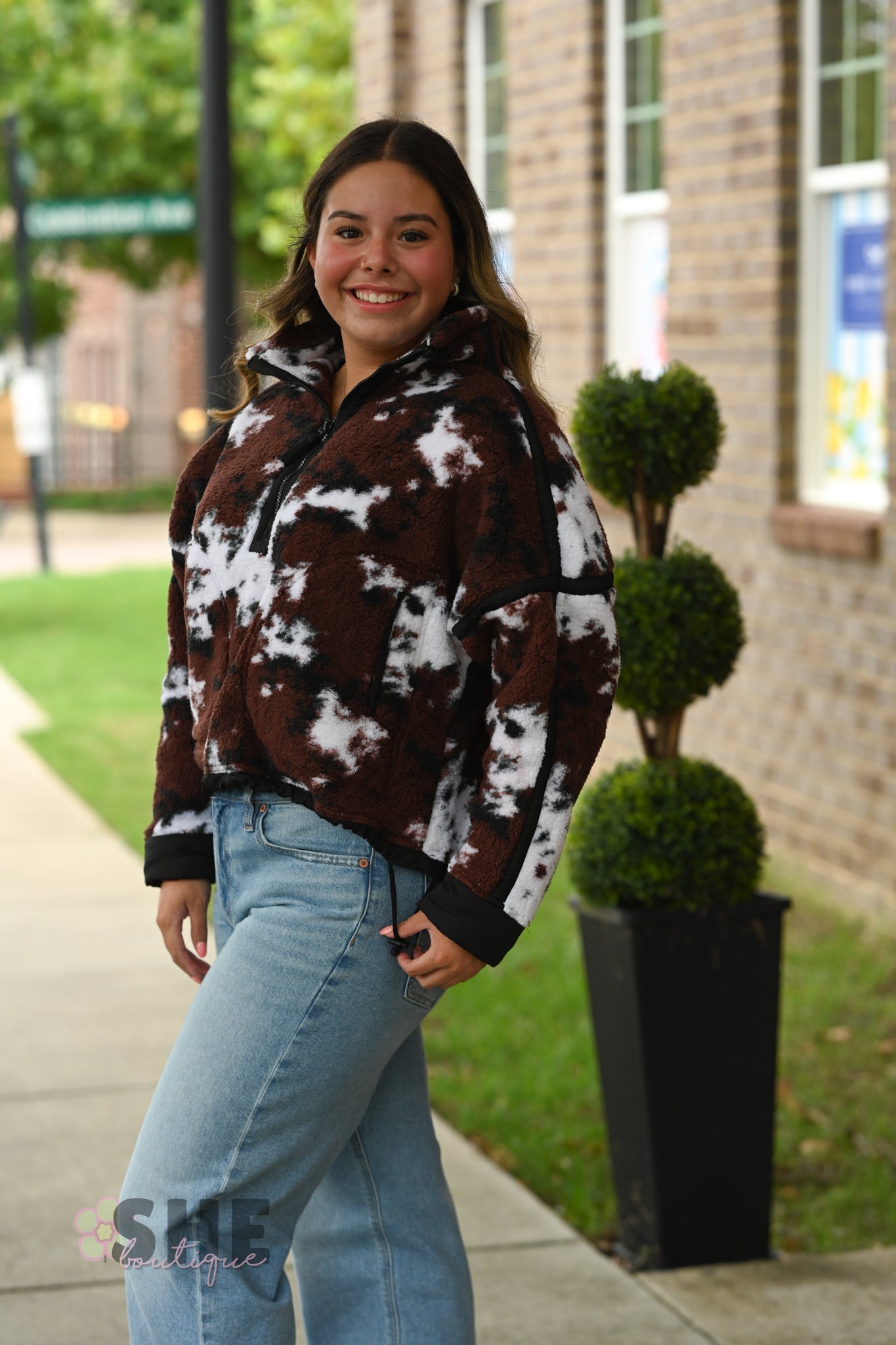 Eileen Cowprint Pullover - She Chester
