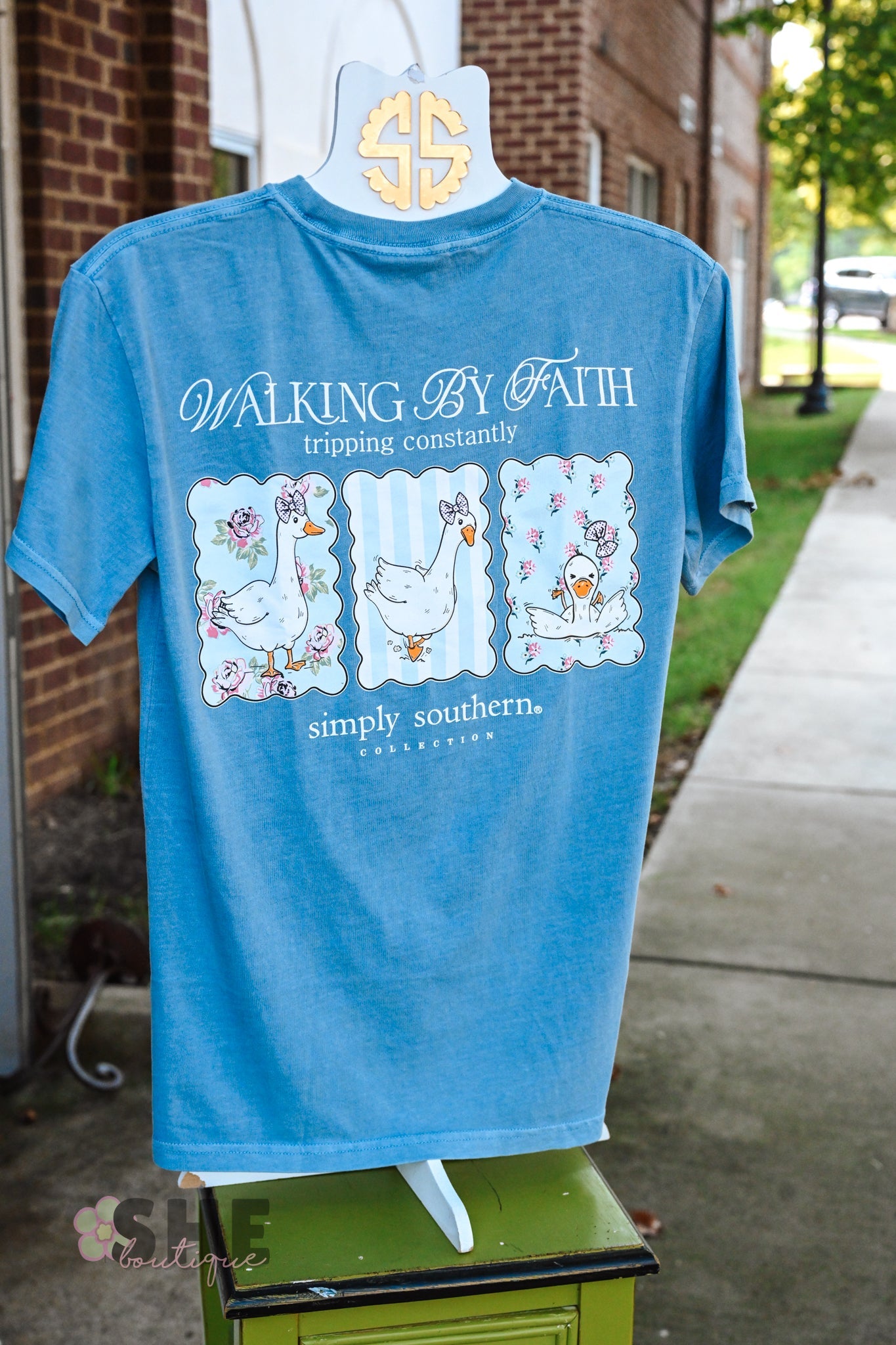 Flipping Ducks Mineral Wash Tee - She Chester