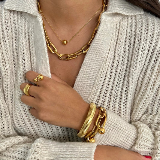 Gage Gold Oversized Link Bracelet - 262 - She Chester