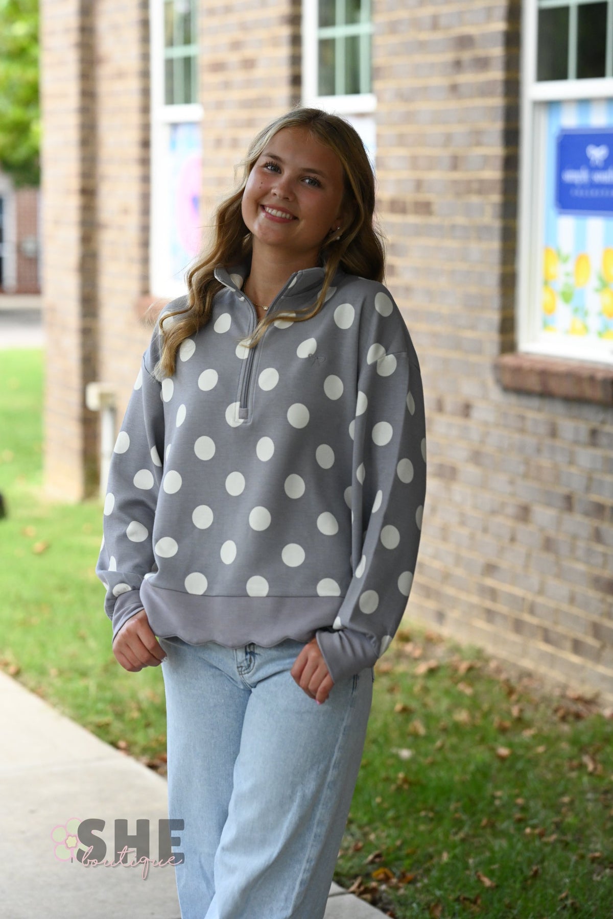 Grey & White Polka Dot Scallop Pull - She Chester