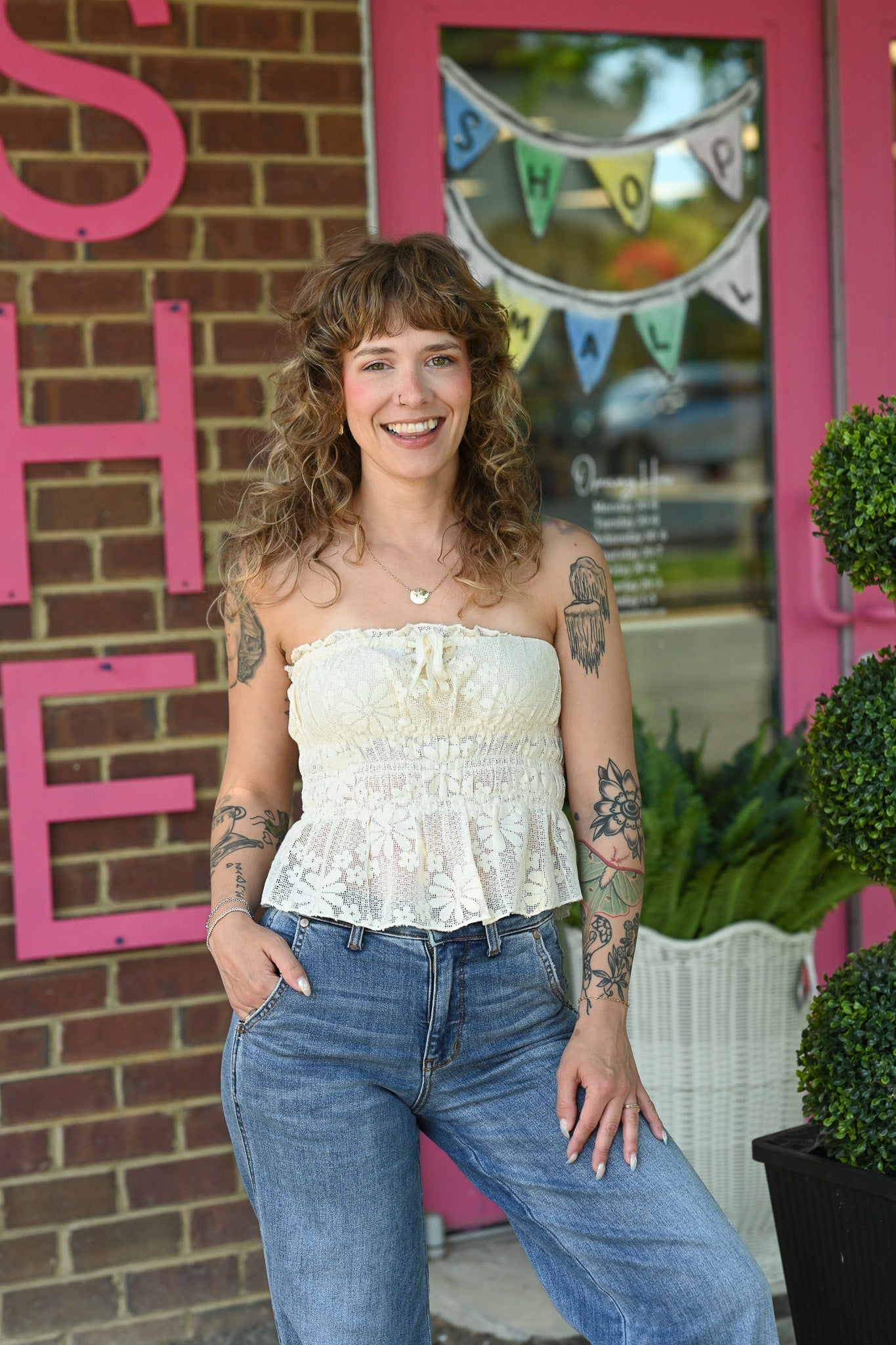 Hannah White Lace Tube Top - She Chester