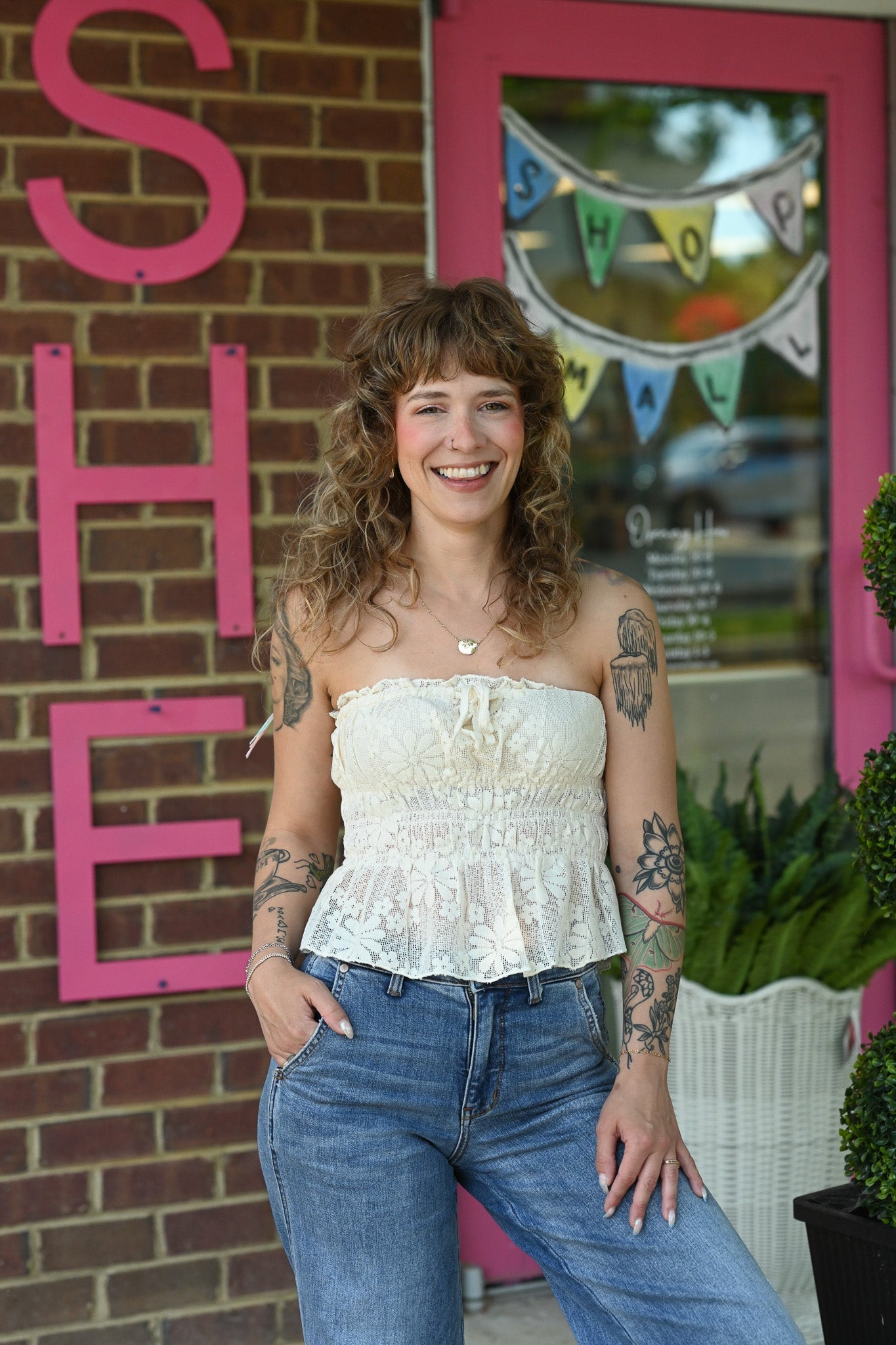 Hannah White Lace Tube Top - She Chester