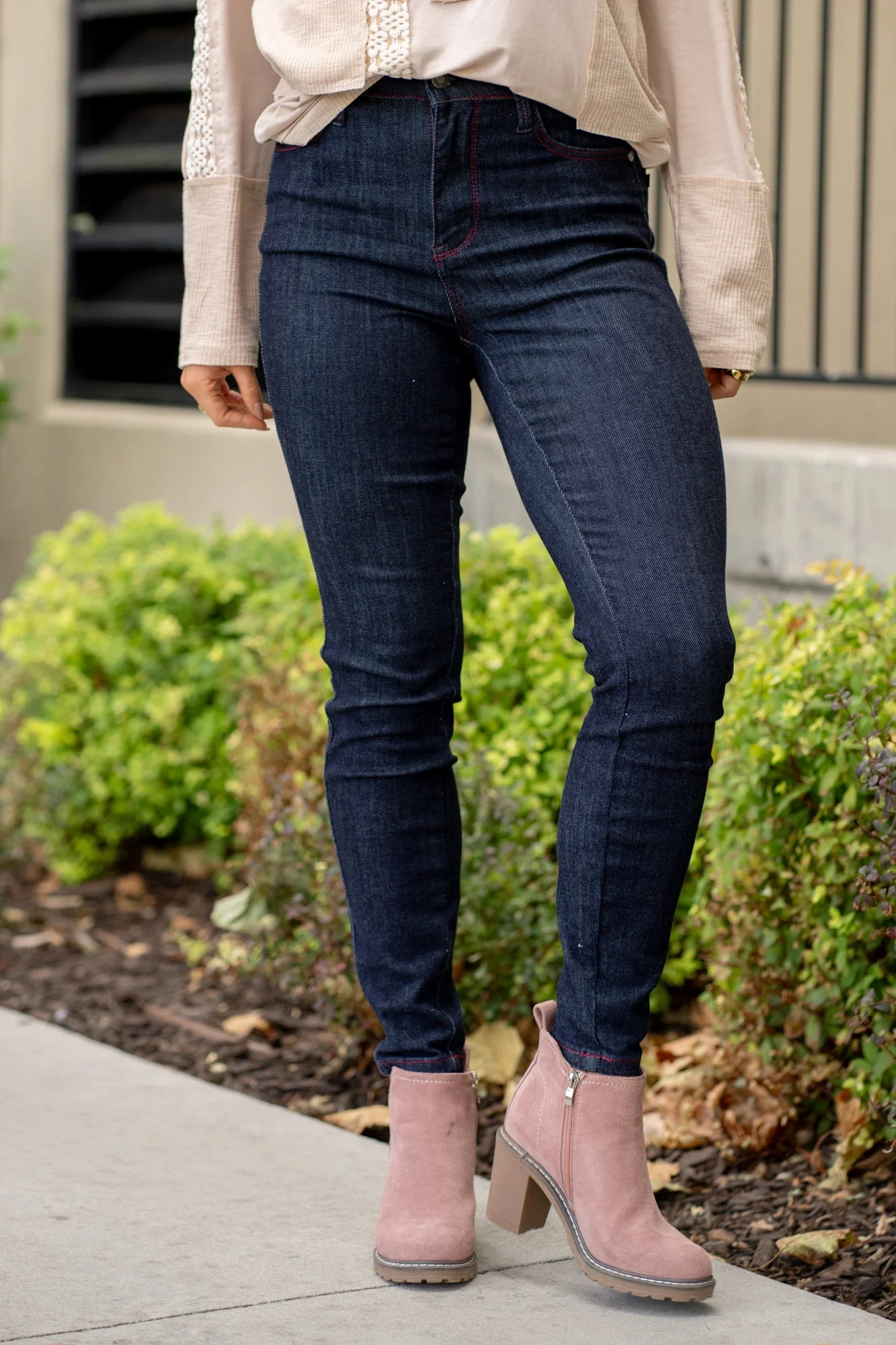 Heart Pocket Skinny Jeans - She Chester