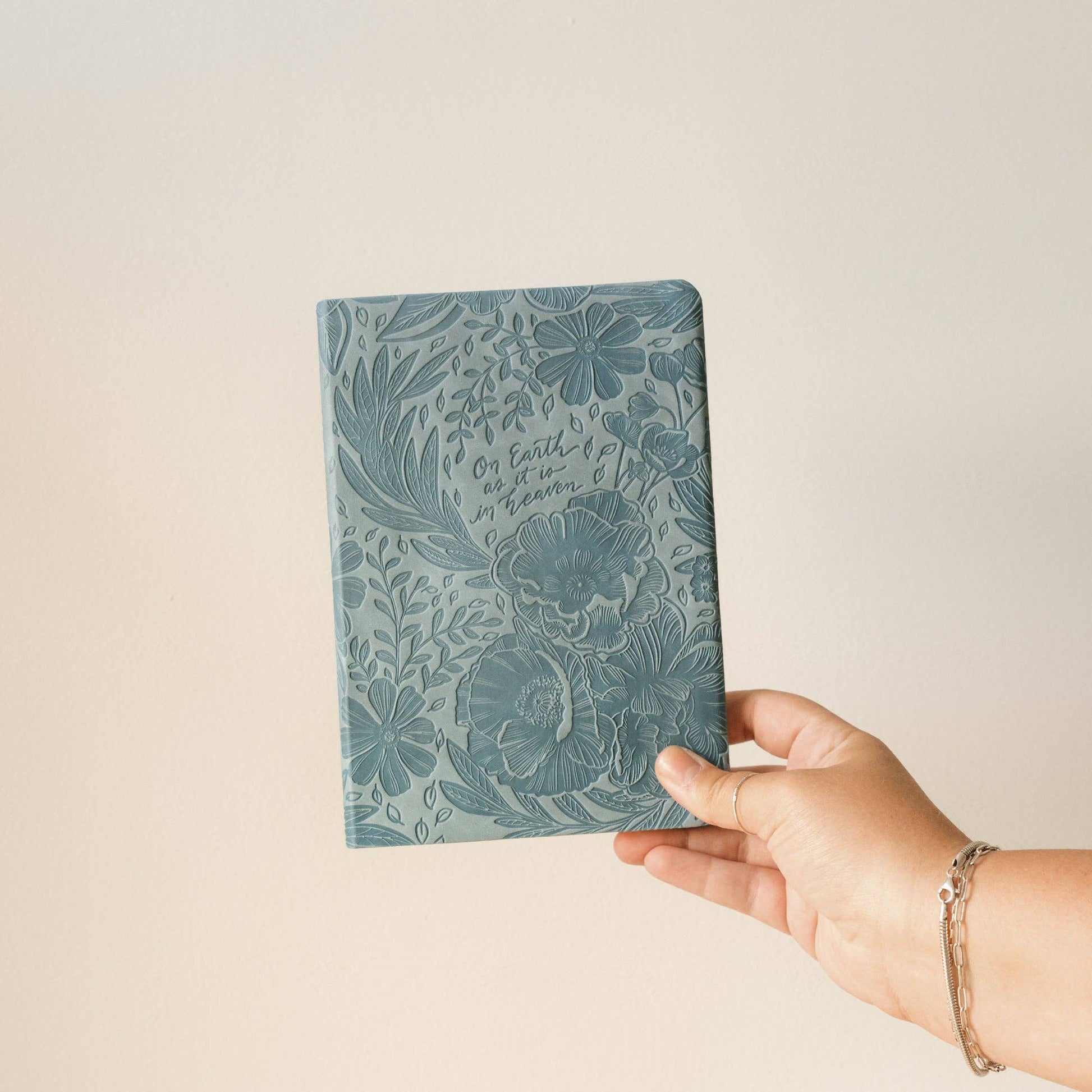 Hosanna Revival Notebook: Sonora Theme - She Chester