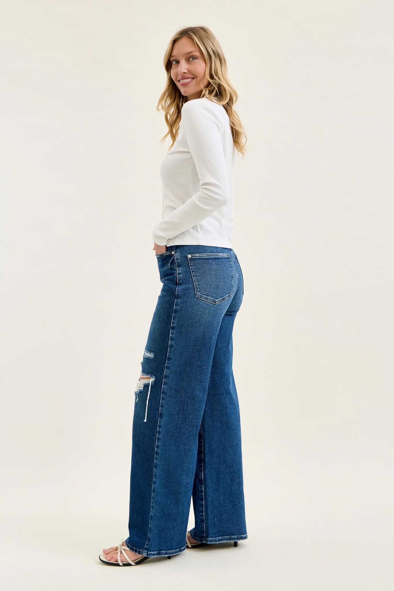 HW Column Straight With Adjustable Waistband Jeans - She Chester
