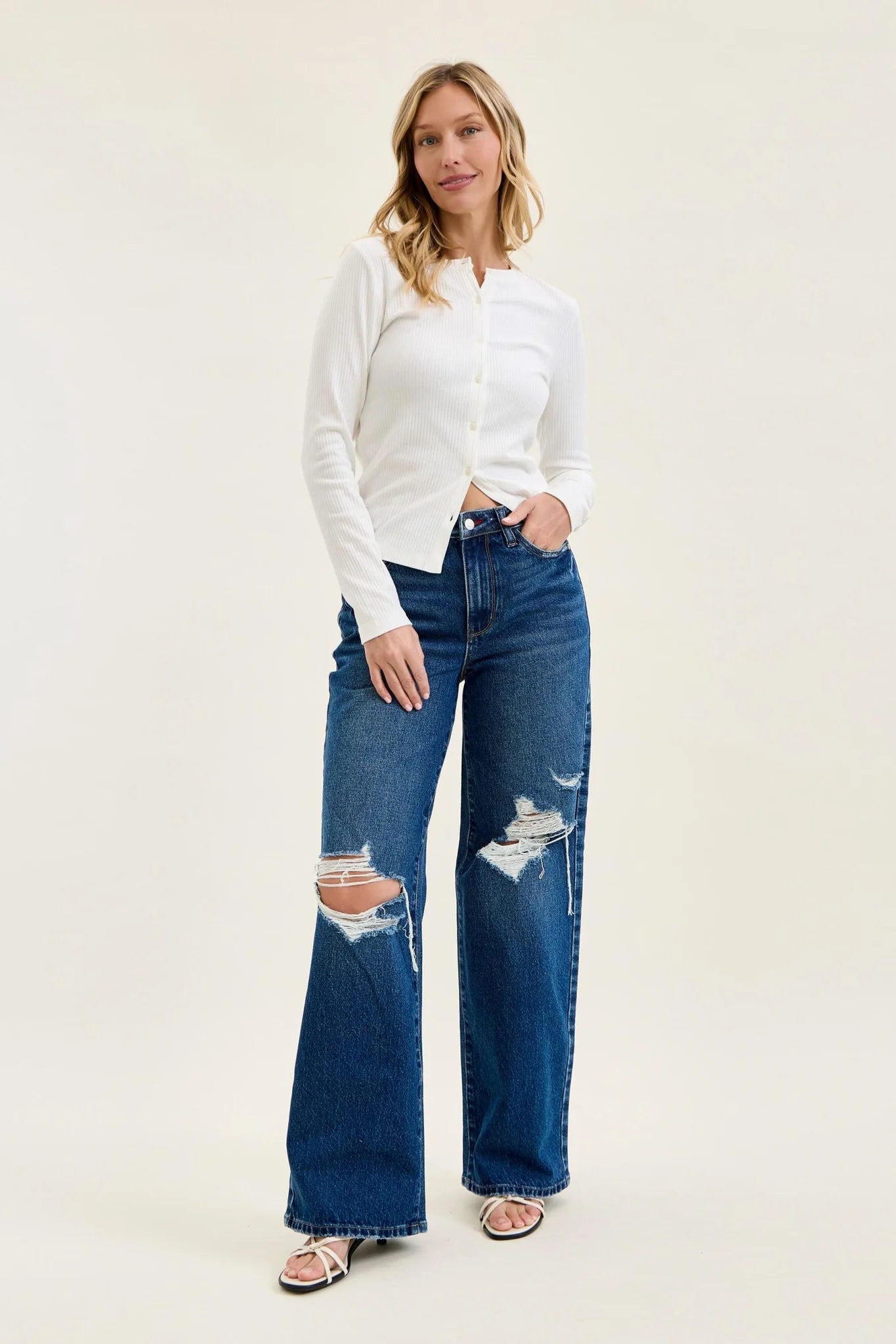 HW Column Straight With Adjustable Waistband Jeans - She Chester