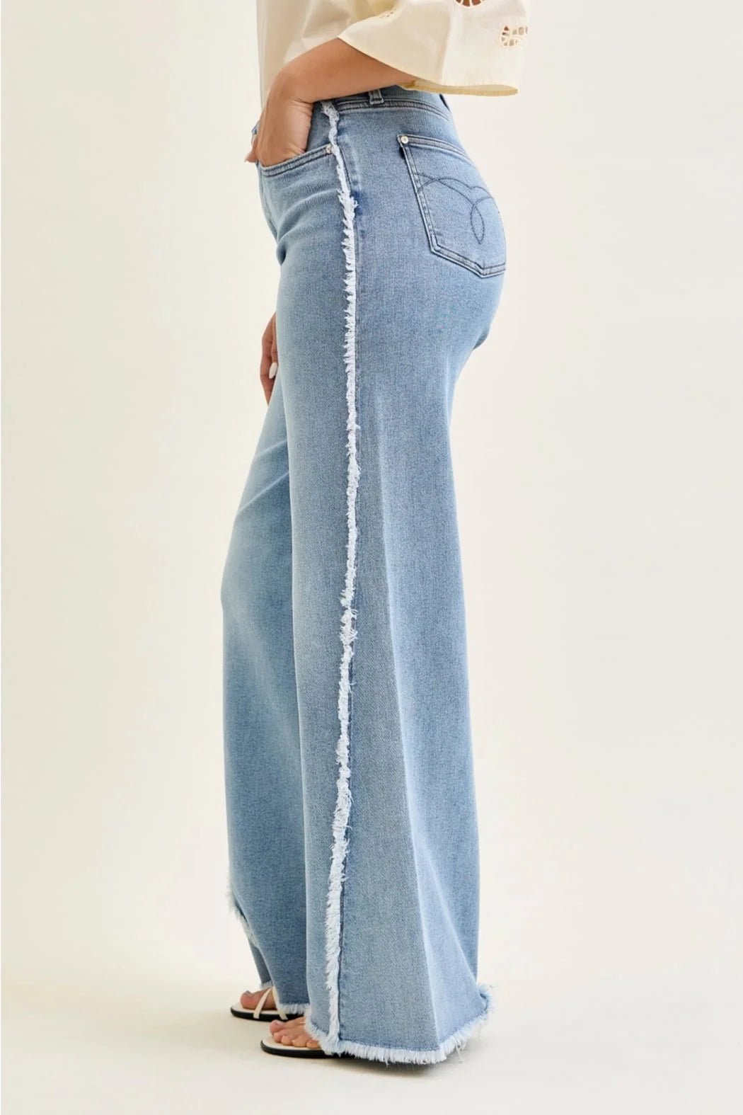 HW Retro Wide Raw Outseam - She Chester