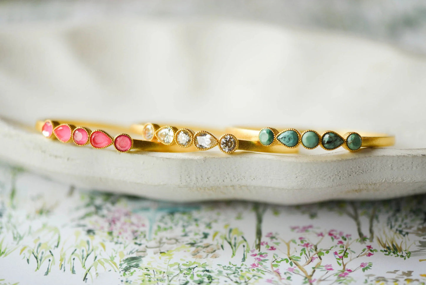 Kate Bangle Magenta - She Chester